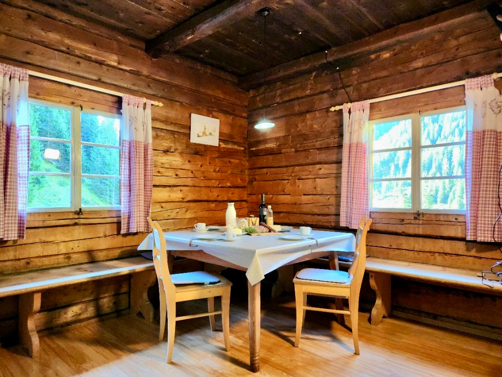 Almbodenhtte in Innervillgraten ... Willkommen in der Almbodenhtte